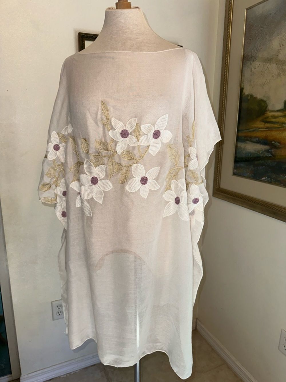 LVS COLLECTIONS Sheer Floral Embroidered Kimono Cover-Up Cream/White O/S - Picture 8 of 11